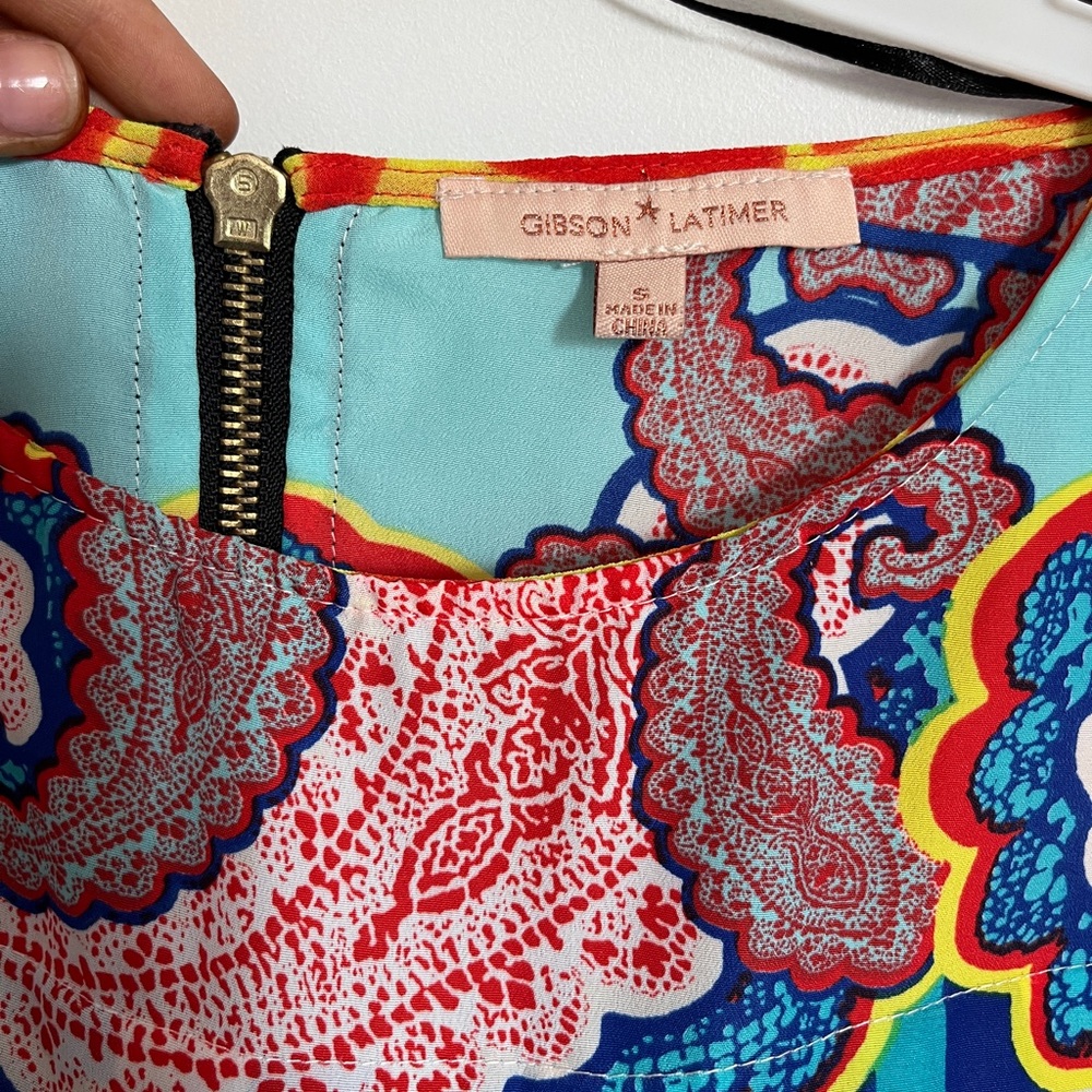 Gibson Latimer Bright Colorful Patterned Top Size… - image 4